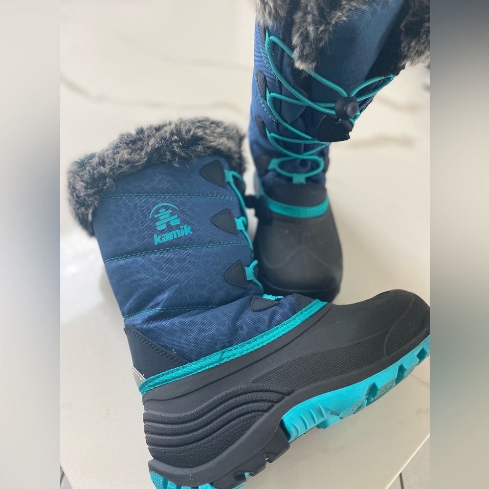 Kids KAMIK Snow Boots ❄️ - Size 2
